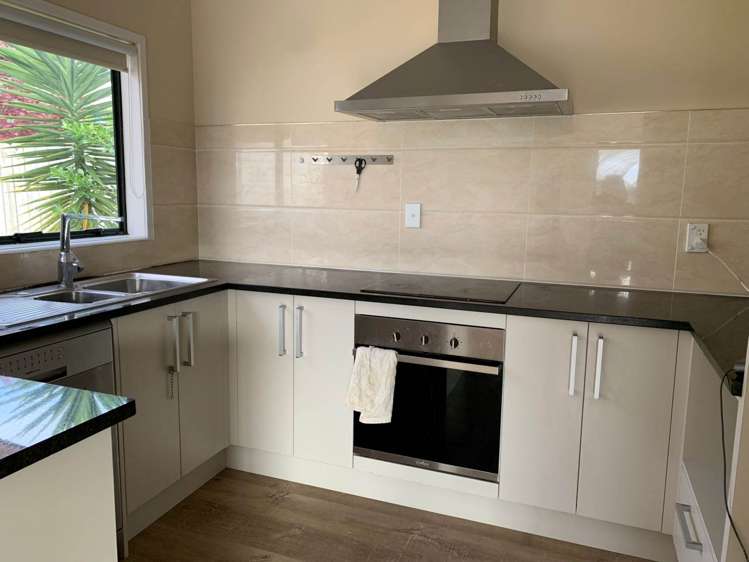 16 Astelia Place Goodwood Heights_7