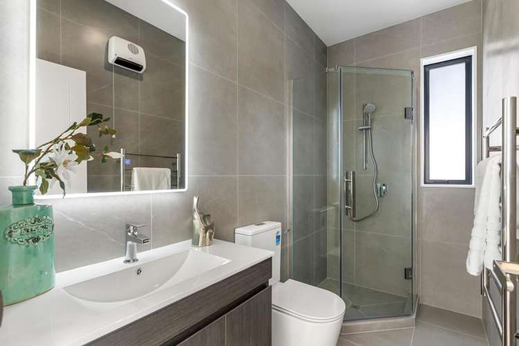 4B Bruce Road Glenfield_6