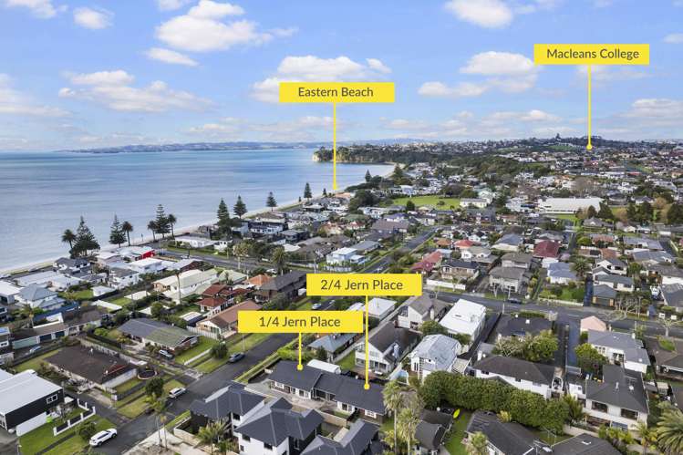 2/4 Jern Place Eastern Beach_14