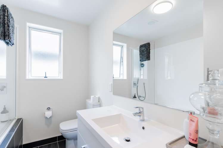 5 Stitchbird Crescent Papakura_18