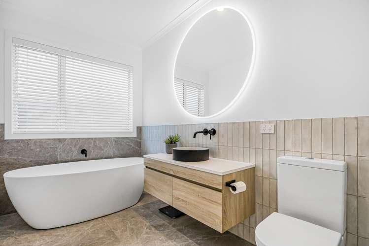 7 Houpuni Road Milldale_9