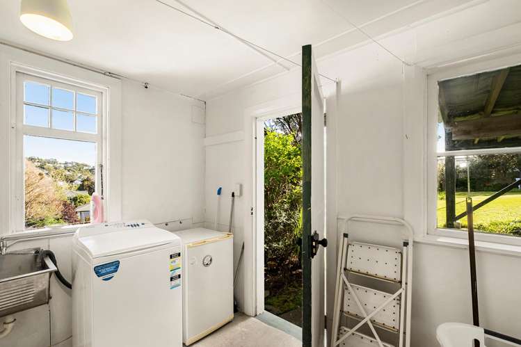 81 Totara Road Miramar_12