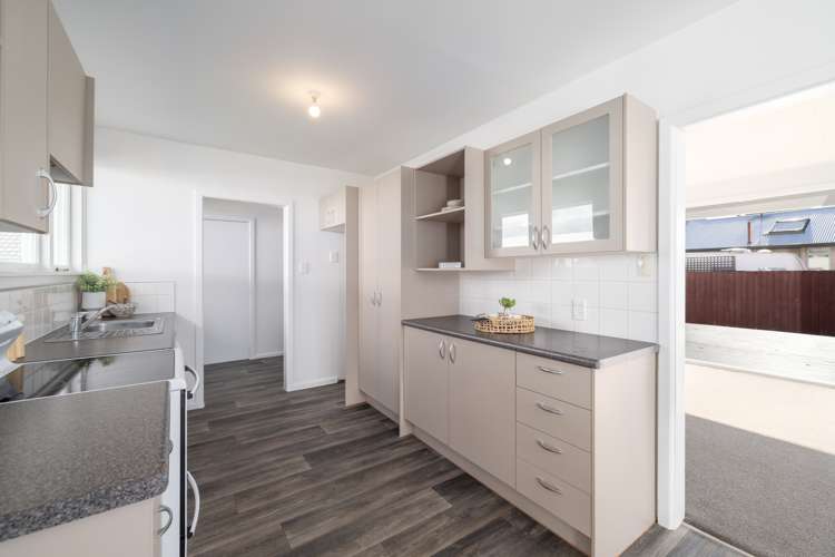 39 Compton Street Woolston_8