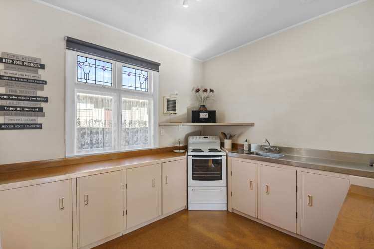 13 Kowhai Terrace Saint Martins_8