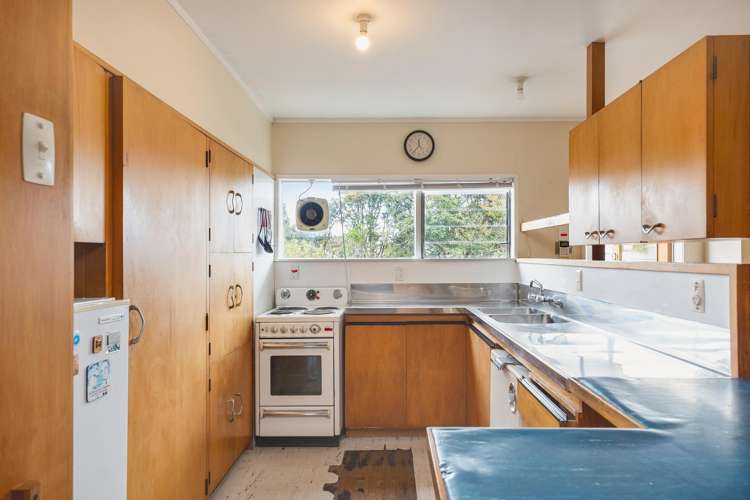 54 Lloyd Avenue Mount Albert_17