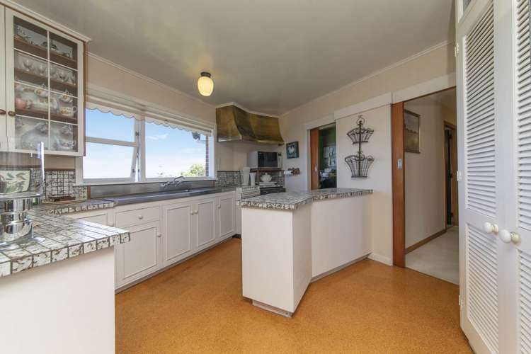 18 Ava Avenue Titirangi_5