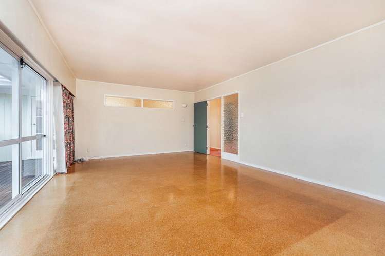 6 Graham Avenue Te Atatu Peninsula_11