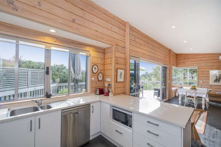 55 Gallagher Drive Tairua_1