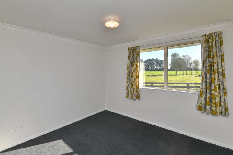 295 Plaskett Road Fernside_17