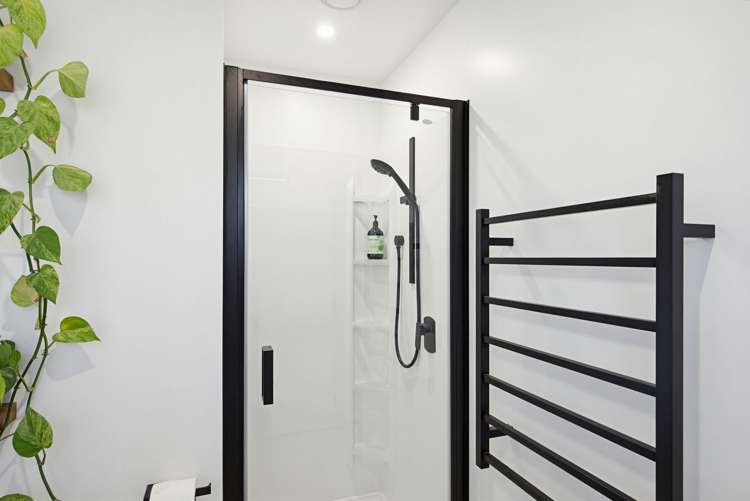 9 Camberley Road Richmond_12