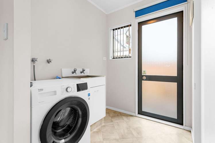 23 Kingsway Crescent Forest Lake_14