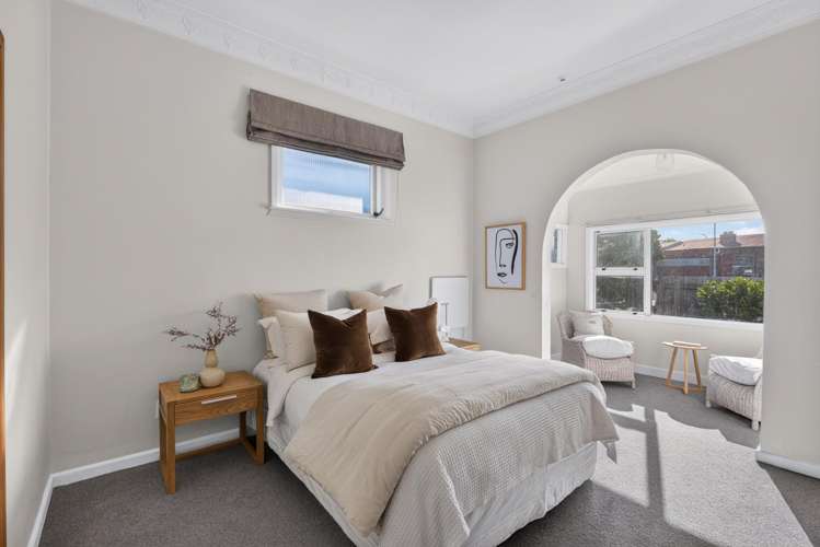 70 Nelson Crescent Napier South_12