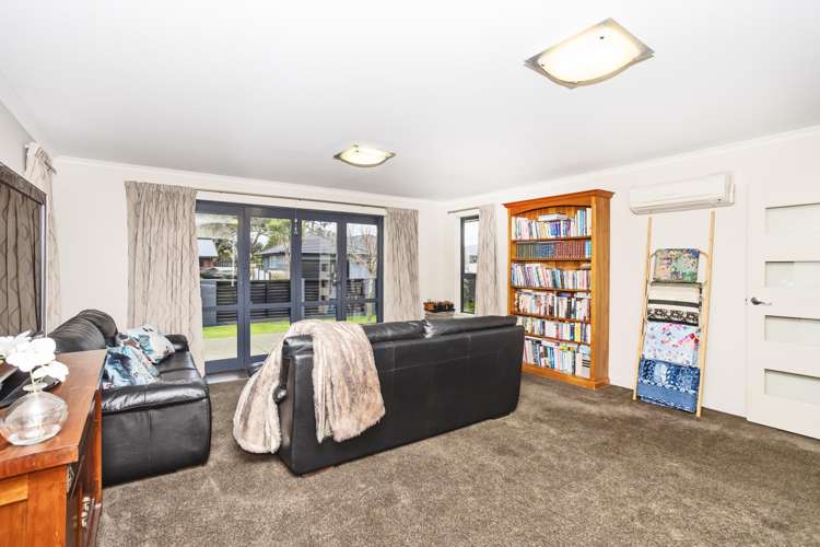 53 Hoffman Court Waikiwi_10