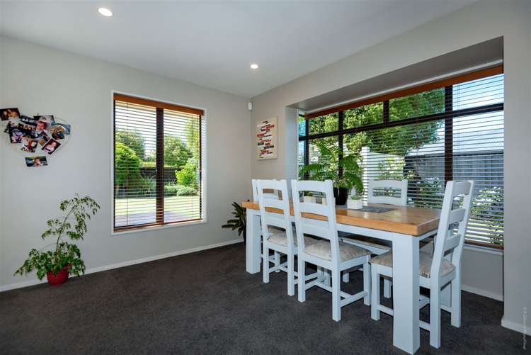 227 Southfield Drive Lincoln_9