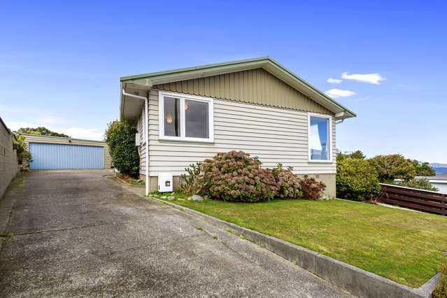 252 Dowse Drive Maungaraki_1