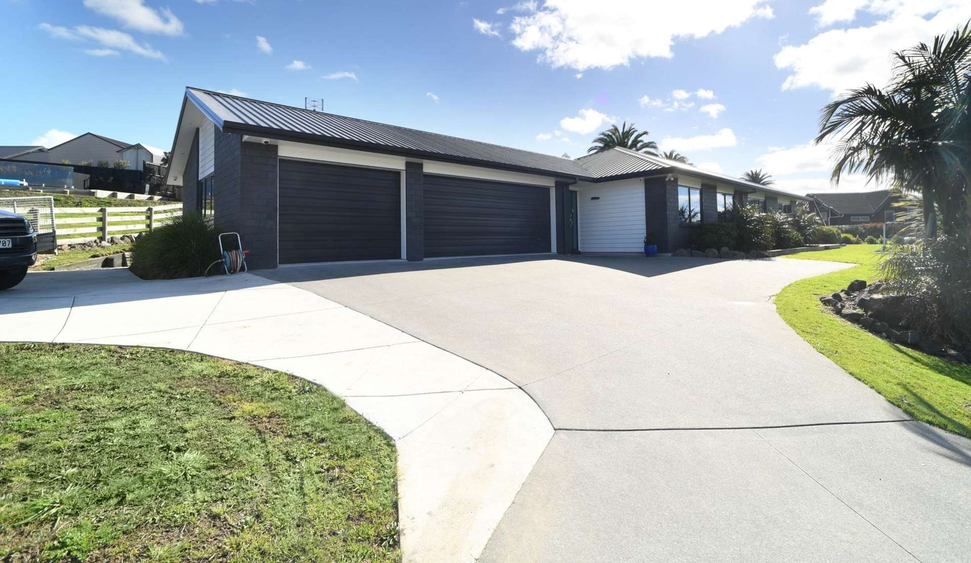 97 Solan Drive Waimauku_0