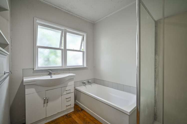 702E Park Road South Akina_9