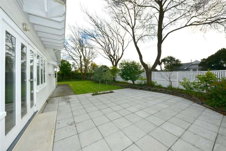 32 Hawkesbury Avenue Saint Albans_3