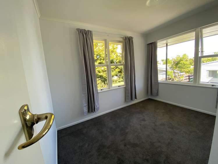 1 Graham Avenue Te Atatu Peninsula_8