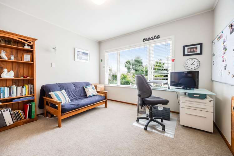 2/233b Hillsborough Road Mount Roskill_13