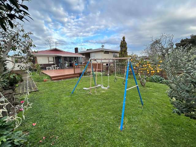 17 Pooley Street Pakuranga Heights_4