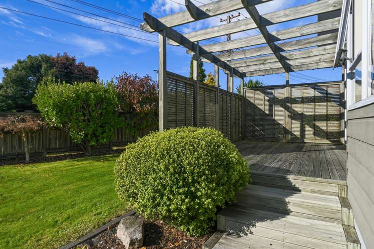 37 Basley Road Owhata_4