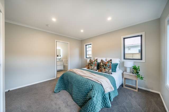 61 Dover Road Wainuiomata_2