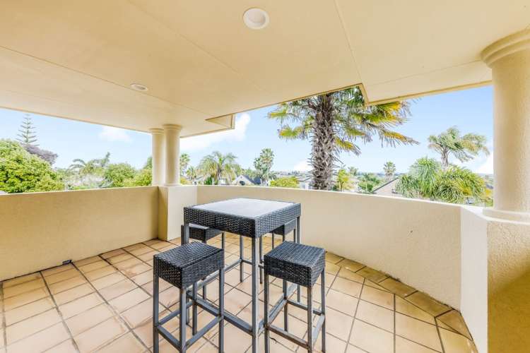 2 Anaheim Boulevard Shamrock Park_21