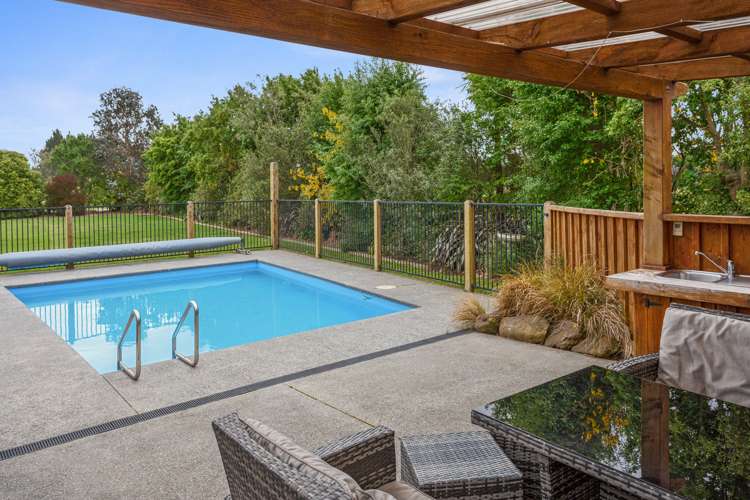 573 Oxford Road Fernside_12