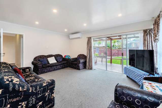 24 Finlow Drive Te Atatu South_3