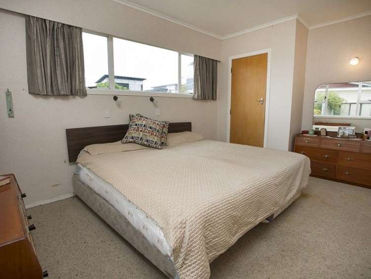 410 Ocean Road Whangamata_14