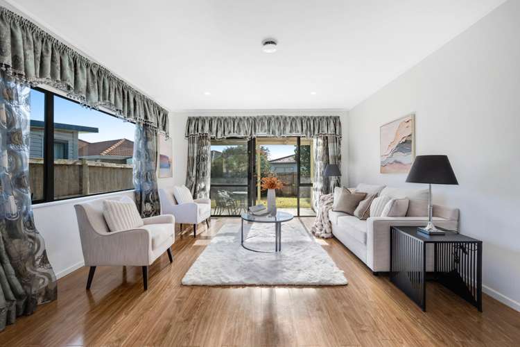 2/9 Bernie Edwards Place Botany Downs_2