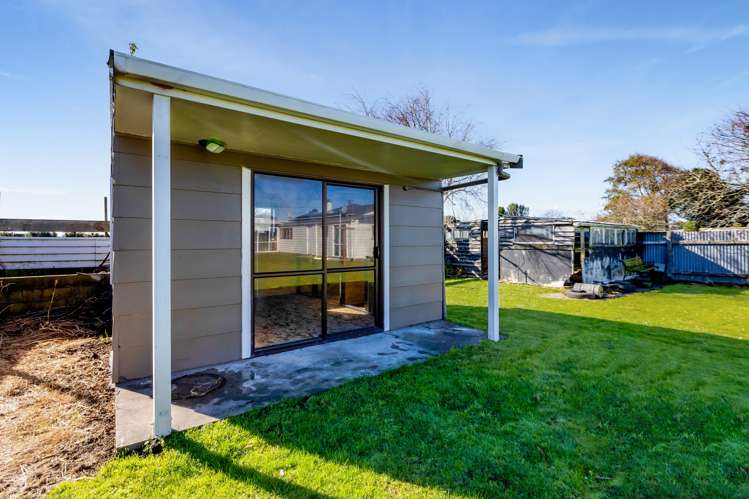 84 Glover Road Hawera_26