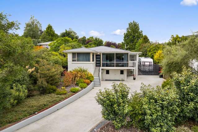 Immaculate, Private & Exceptionally Well-Equipped in Fairfield