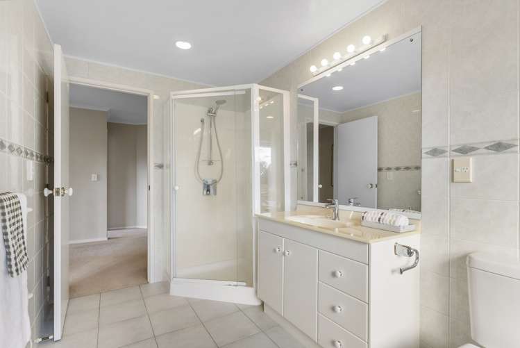 64 Panapa Drive Saint Johns_18