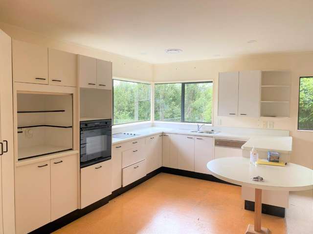 14 Ellwood Place Churton Park_1