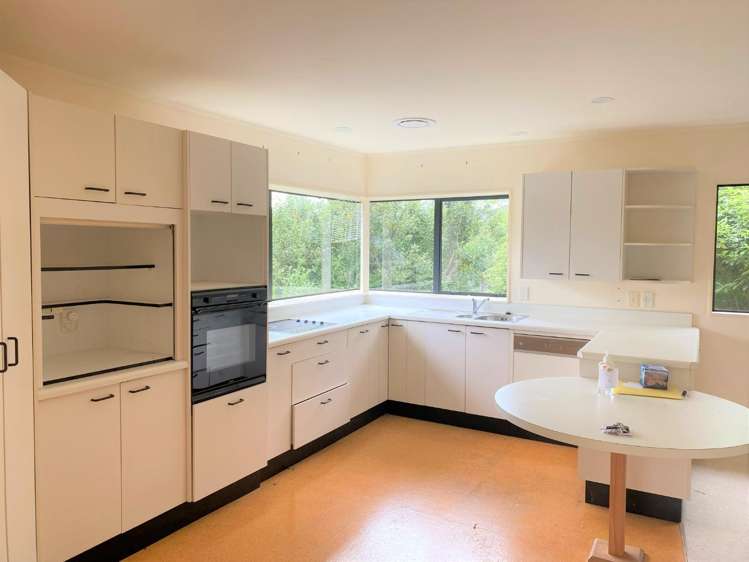 14 Ellwood Place Churton Park_1