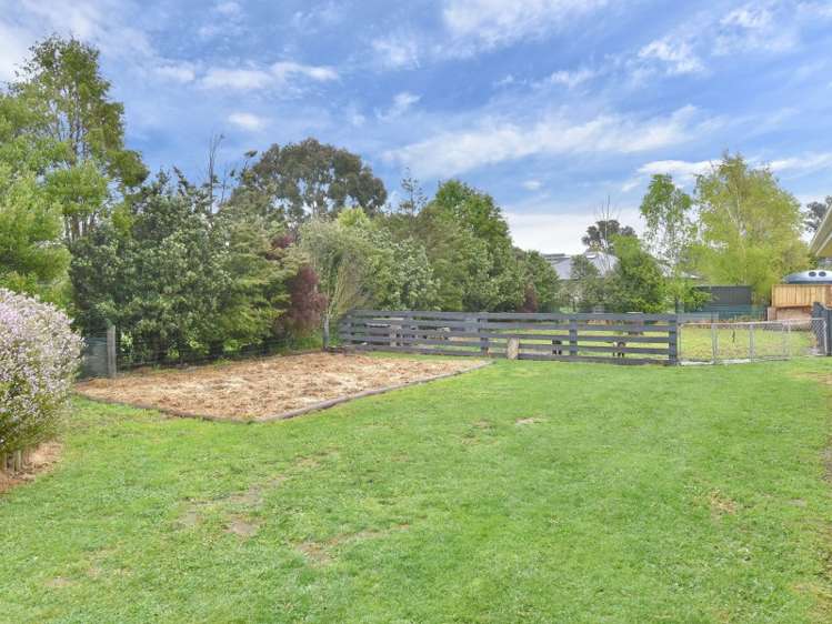 4 John Leith Place Leithfield_17