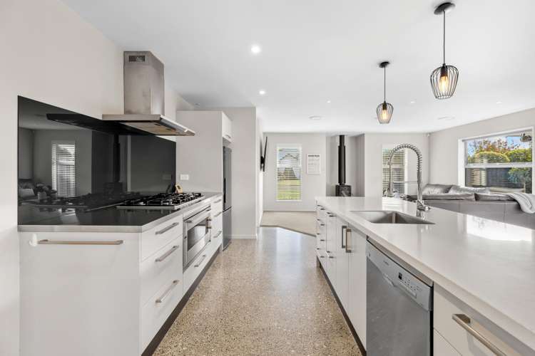 18 Jacqueline Drive West Melton_4