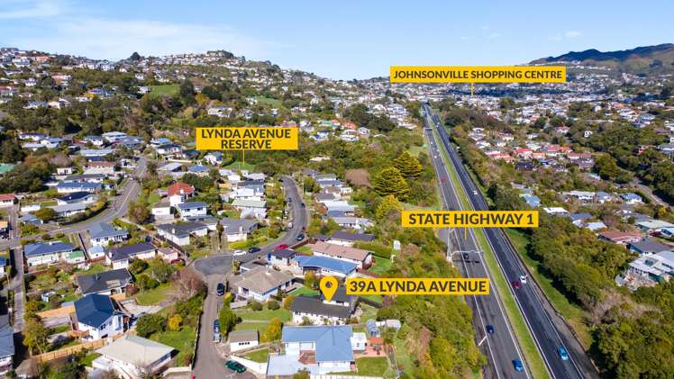 39 Lynda Avenue Paparangi_33