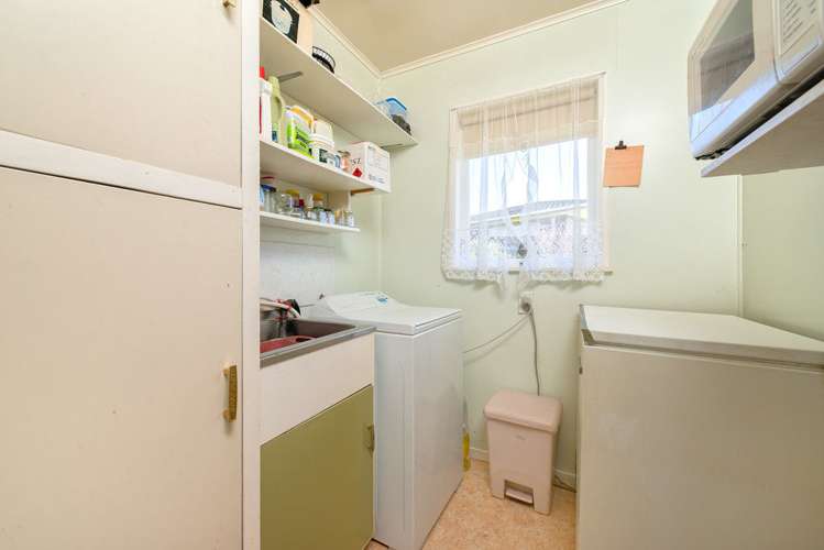 2/193 Queen Street Pukekohe_18