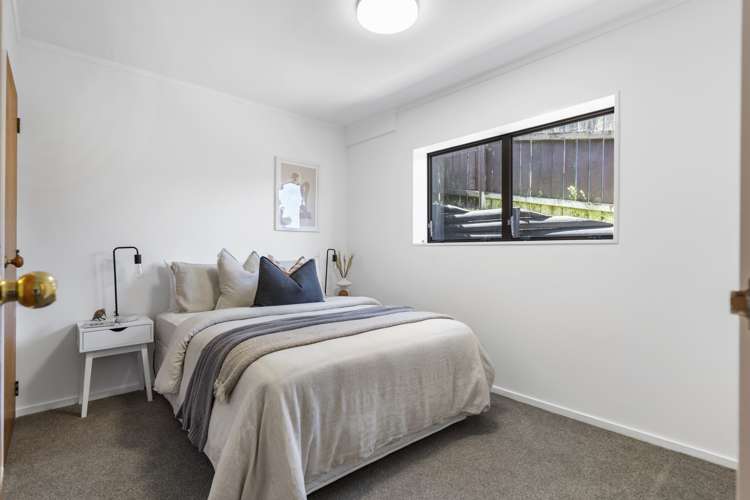 1/176 Norman Lesser Drive Saint Johns_12