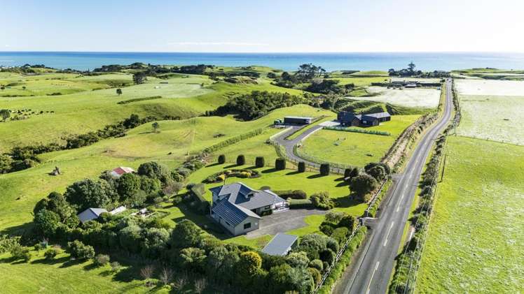 74 Koru Road Omata_1
