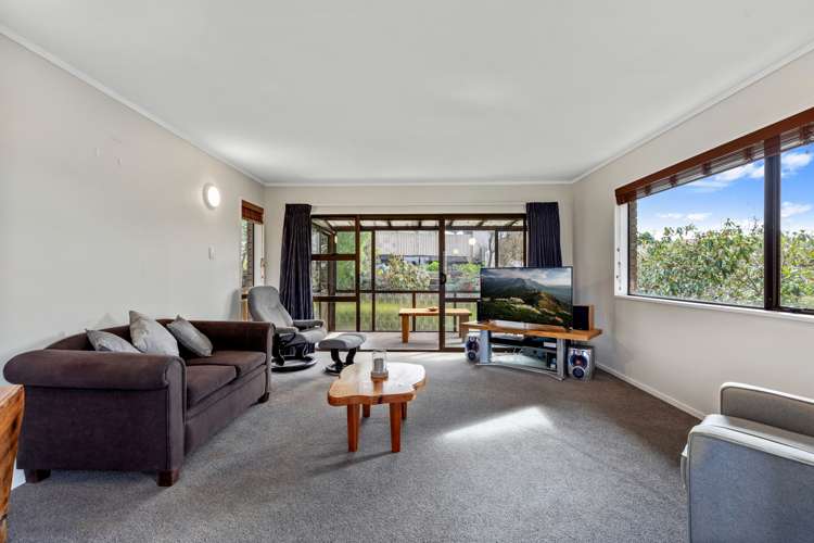 2/182A Levers Road Matua_4