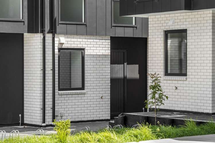 1-3/7 Cindy Place Pakuranga_26