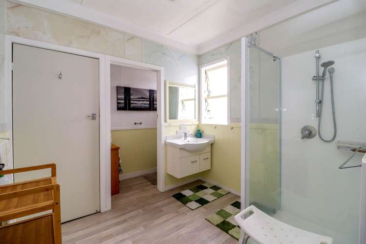 315 Sealey Street Thames_21