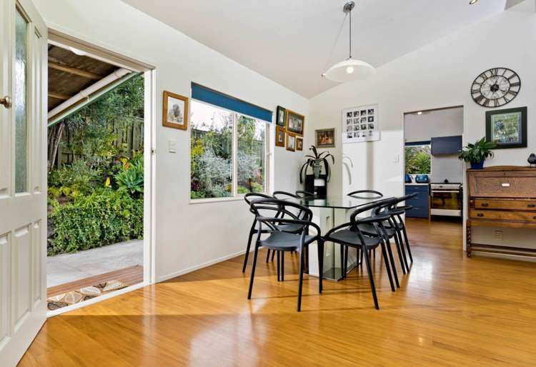 3 Dalmeny Close Murrays Bay_18