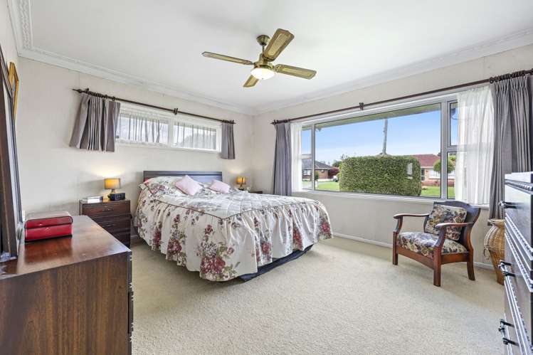 2 Buckingham Crescent Papatoetoe_13