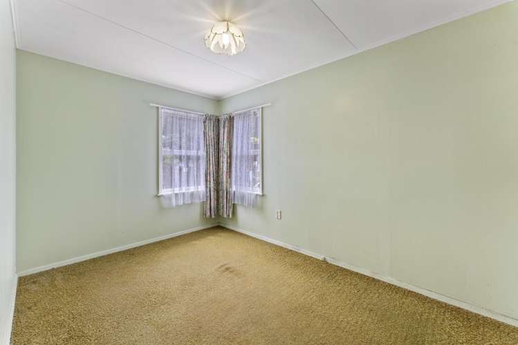 5 Kim Street Wainuiomata_9