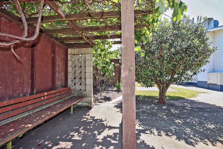 1001 Southland Road Raureka_16